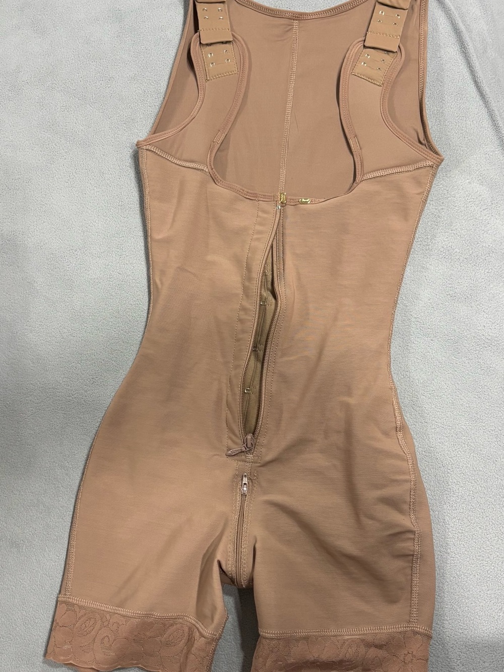 Women’s Nude Full-Body Shapewear Colombiana Bodysuit with Adjustable Straps